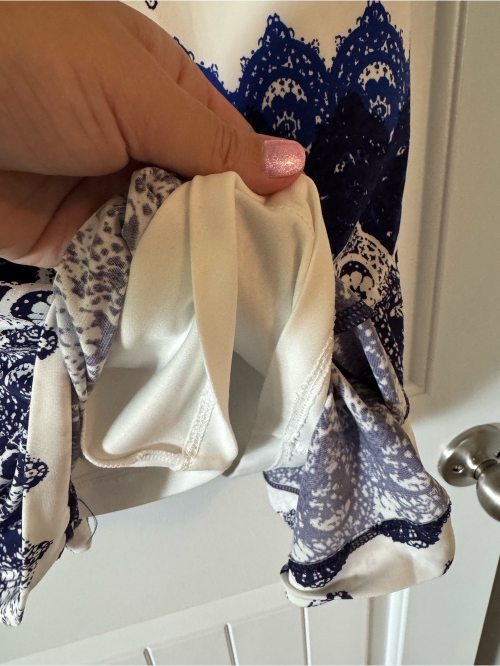 Donna Morgan Blue & Ivory Printed Sheath Dress Size 4 | Lined Career Dress - Picture 8 of 10